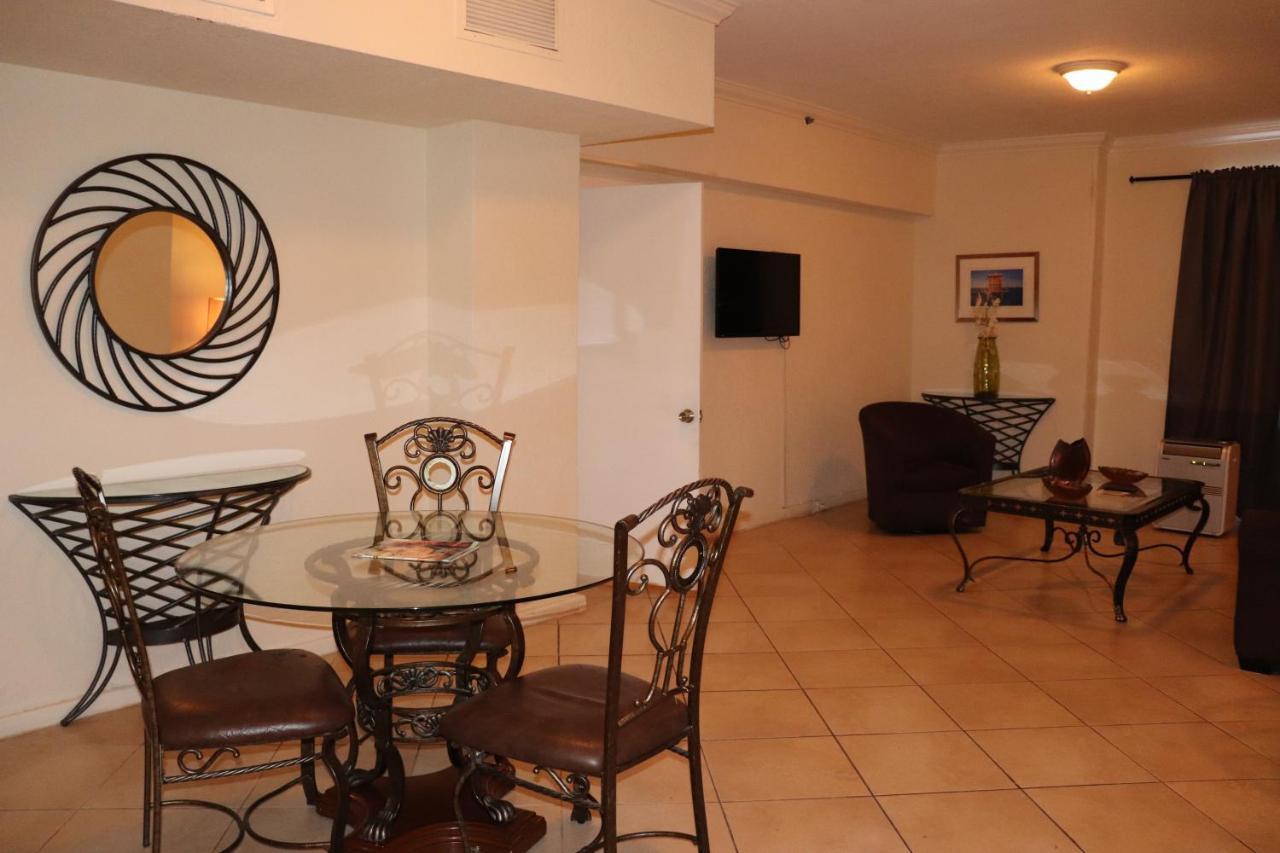 On Hollywood Beach - Affordable Two Bedrooms Sleeps 6 With Two Bathrooms 데이니아 비치 외부 사진